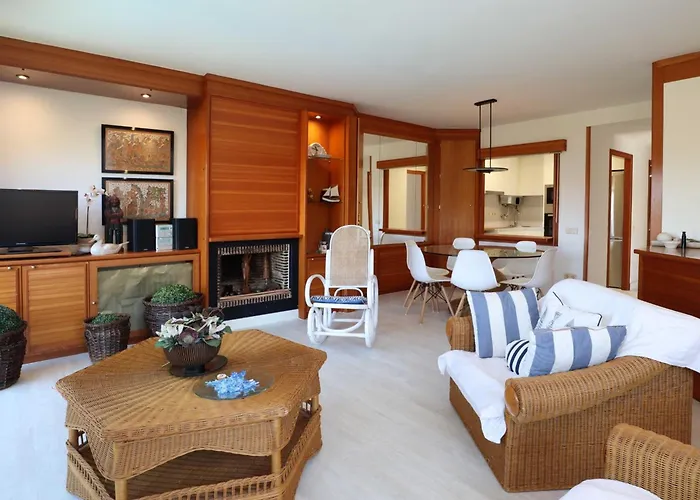 Apartamento 6 Pers Con Piscina Y Parking En S'agaró - Es-298-21